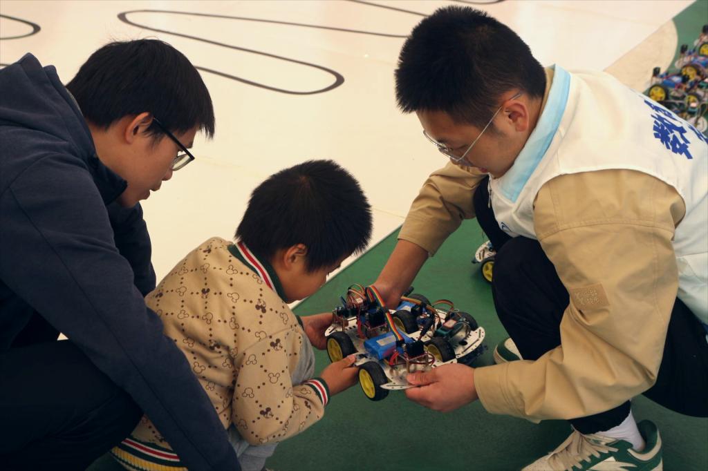 竞赛激烈角逐,实践助力成长