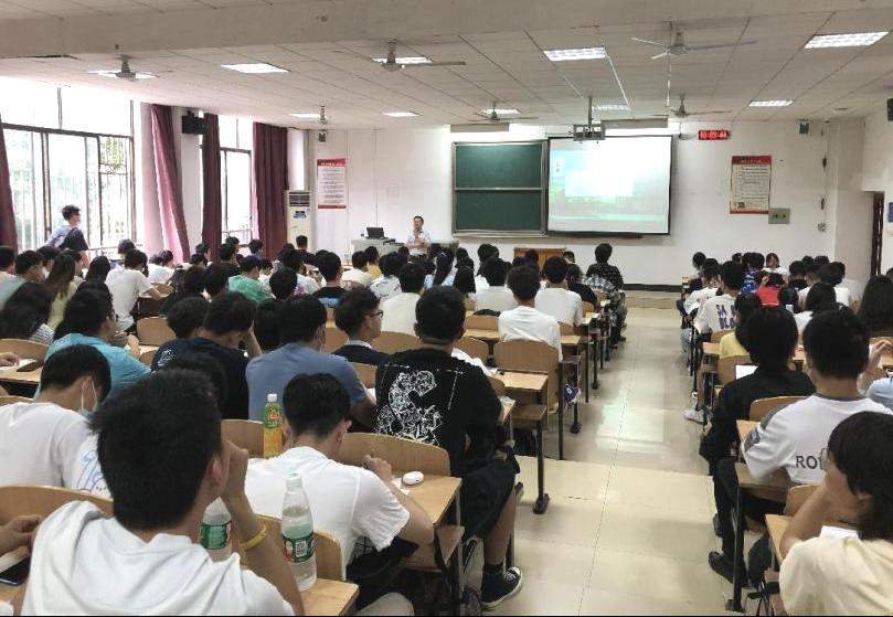 烽火通信科技股份有限公司专家报告